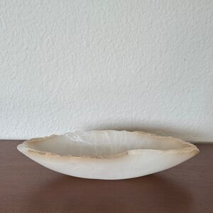 Natural onyx decorative bowl